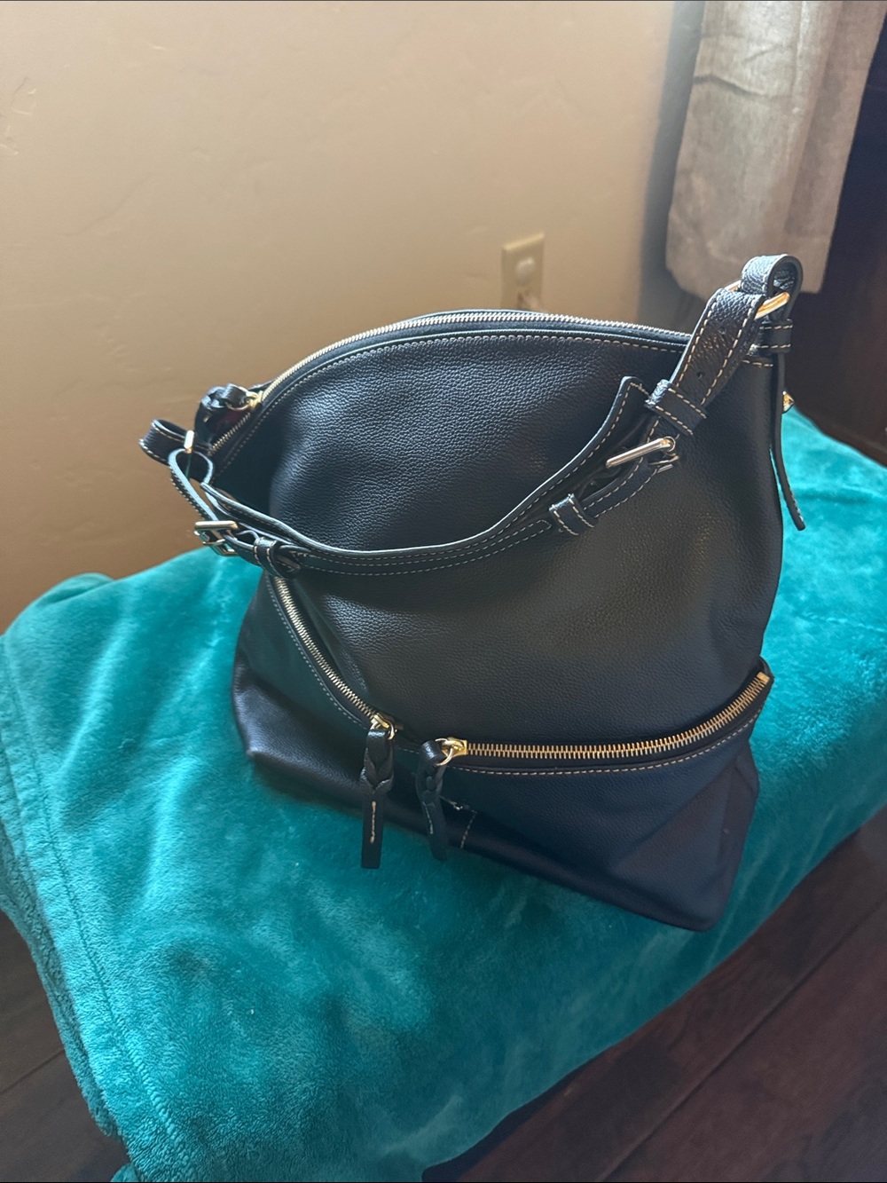 Dooney & Bourke Classic Black Leather Shoulder Bag